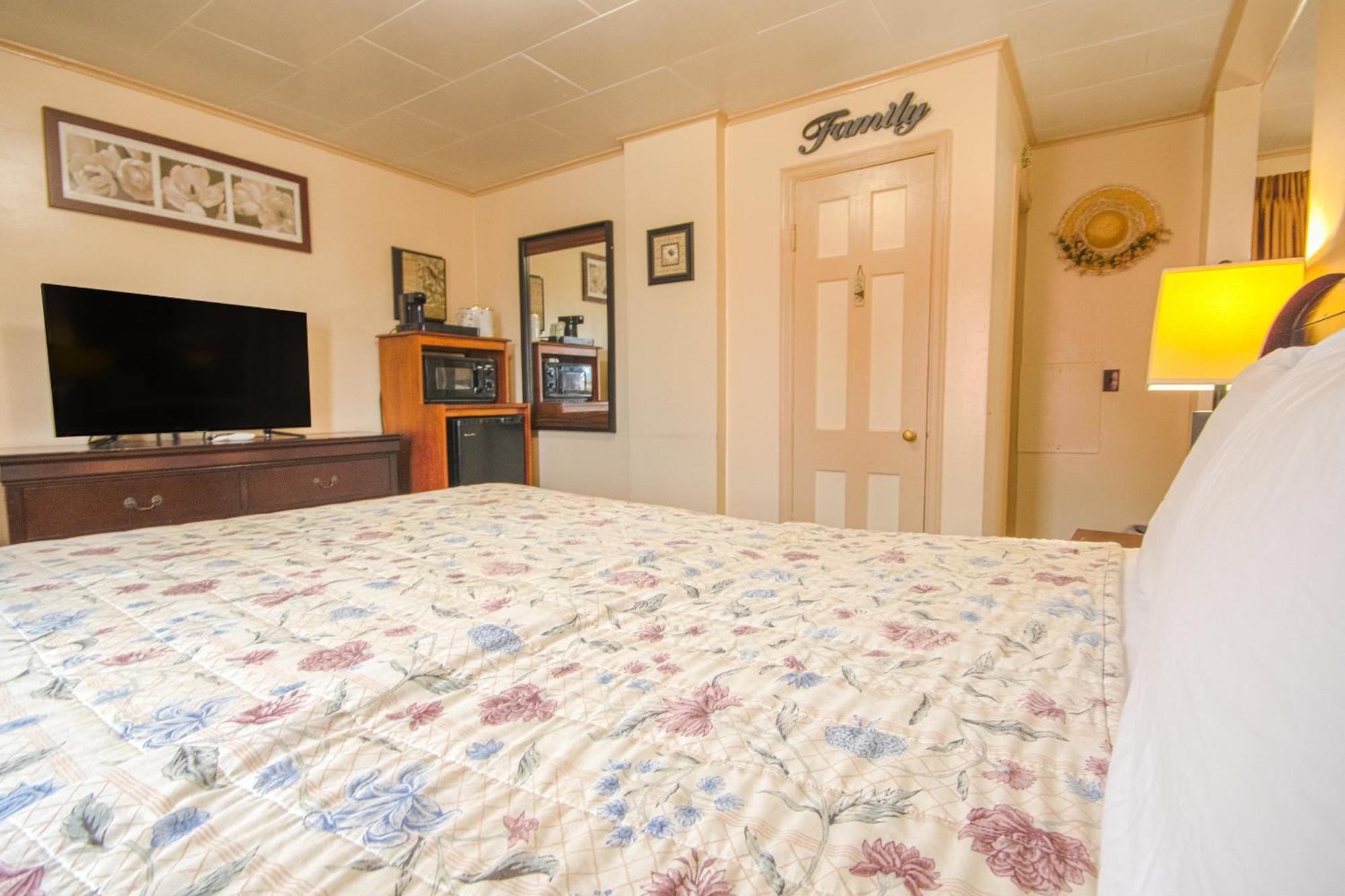 Sunflower Motel Hiawatha By Oyo Extérieur photo