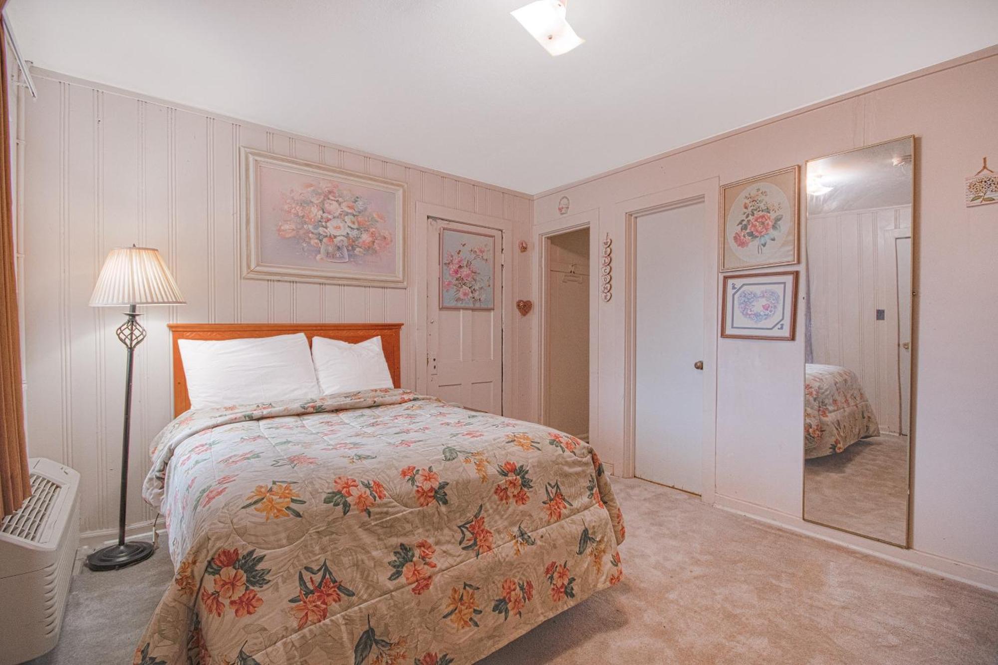 Sunflower Motel Hiawatha By Oyo Extérieur photo