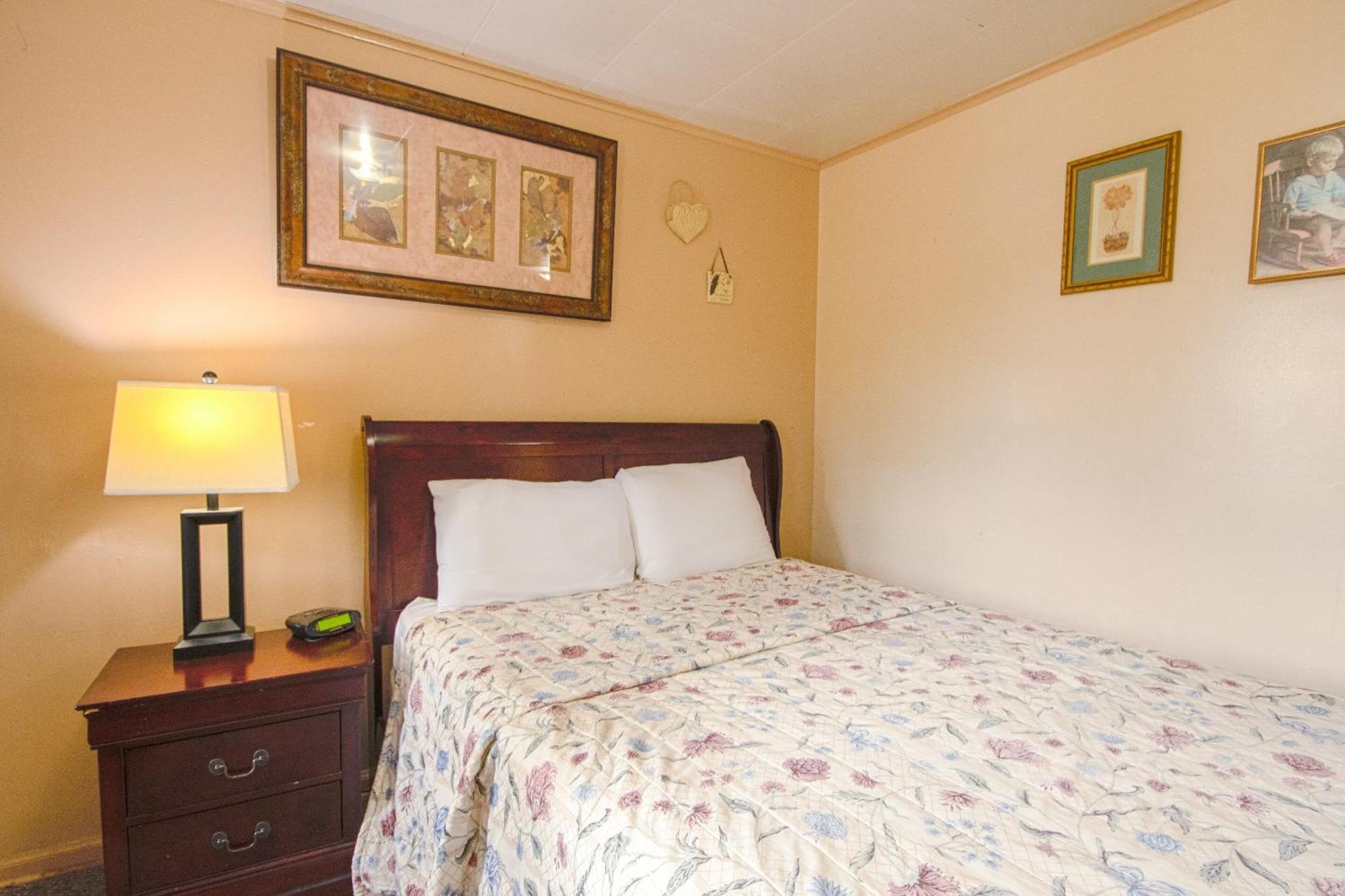 Sunflower Motel Hiawatha By Oyo Extérieur photo